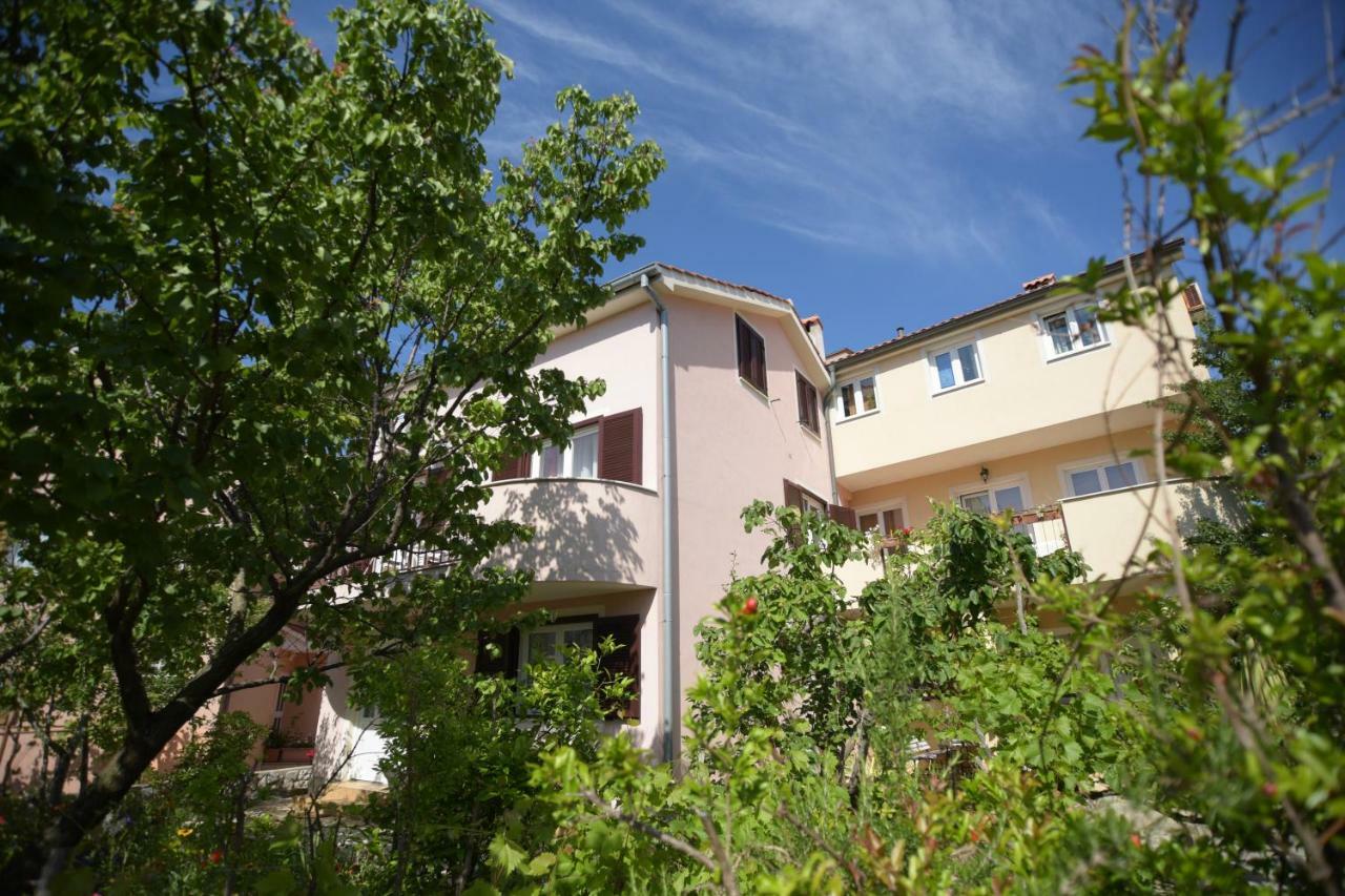 Vitkovic Ii Appartement *